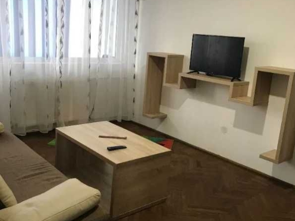 Дава се под наем Двустаен апартамент в Пловдив, Съдийски - 68 кв.м за 300 € - Снимка #1