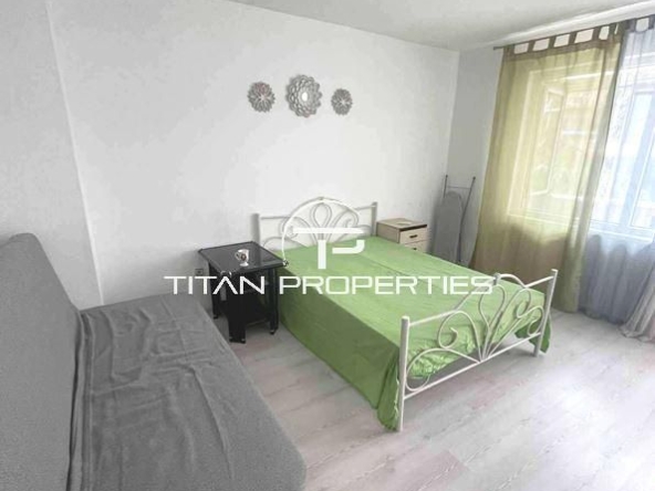 Дава се под наем Тристаен апартамент в Варна, Лятно кино Тракия - 70 кв.м за 600 € - Снимка #1