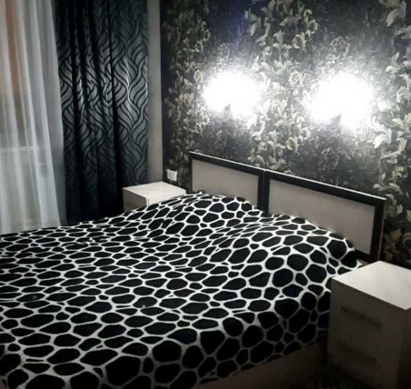 Дава се под наем  в Пловдив, Тракия - 20 кв.м за 76.5 € - Снимка #1