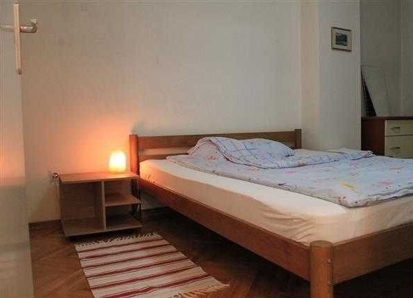 Дава се под наем Двустаен апартамент в Бургас, Братя Миладинови - 63 кв.м за 204 € - Снимка #1