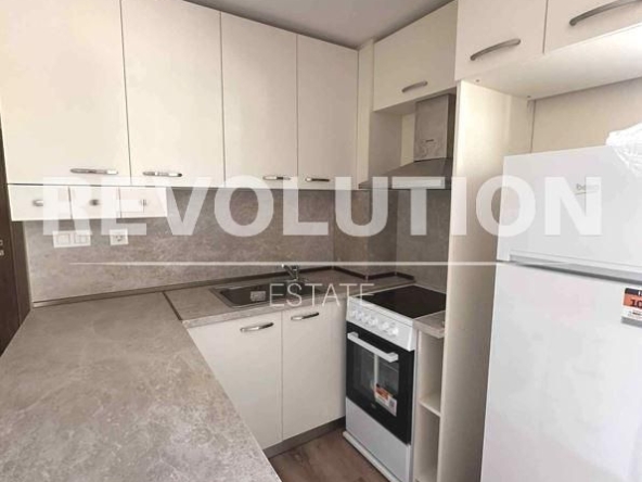 Дава се под наем Двустаен апартамент в Варна, Победа - 70 кв.м за 575 € - Снимка #1