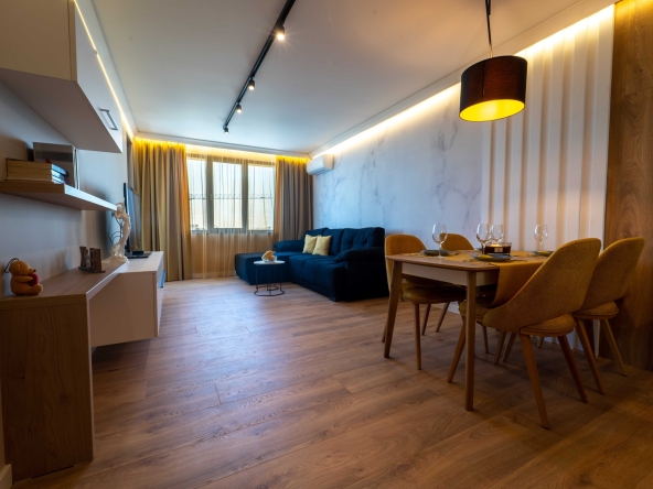 Дава се под наем Двустаен апартамент в Варна, Бриз - 75 кв.м за 969 € - Снимка #1