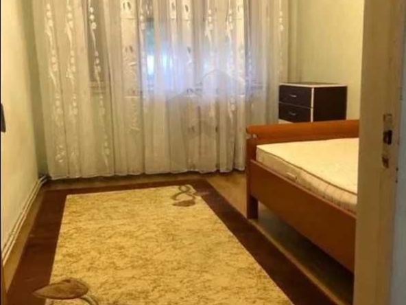 Дава се под наем Едностаен апартамент в Бургас, Зорница - 30 кв.м за 127.5 € - Снимка #1