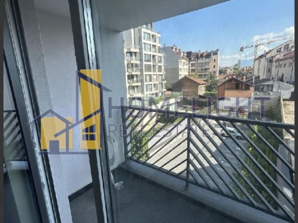 Тристаен апартамент в София, Център - 100 кв.м за 2770 €/кв.м - Снимка #1