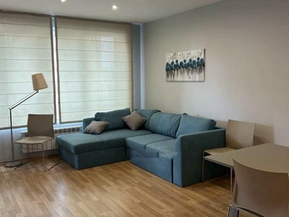 Дава се под наем Тристаен апартамент в София, Студентски град - 106 кв.м за 999 € - Снимка #1