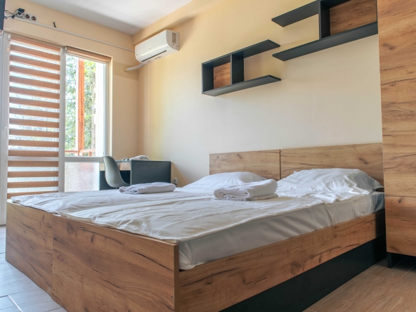 Дава се под наем Едностаен апартамент в Велико Търново, Бузлуджа - 22 кв.м за 204 € - Снимка #1