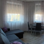 Дава се под наем Двустаен апартамент в Пловдив, Кючук Париж - 57 кв.м за 375 € - Снимка #1