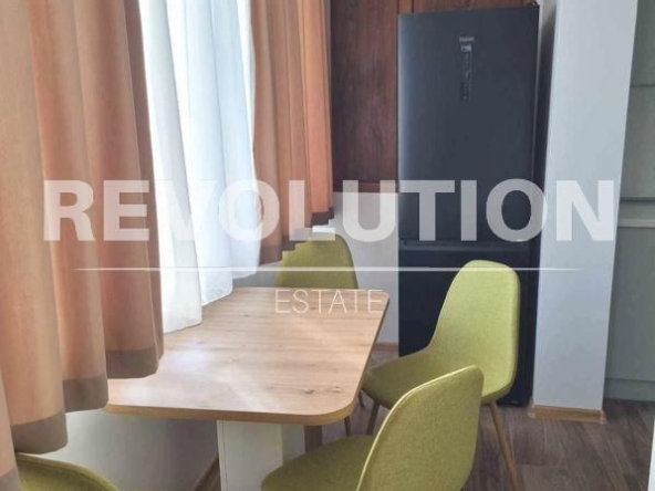 Дава се под наем Двустаен апартамент в Варна, Център - 58 кв.м за 600 € - Снимка #1