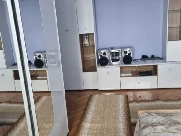Дава се под наем Тристаен апартамент в София, Младост 3 - 72 кв.м за 550 € - Снимка #1