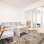 Дава се под наем Четиристаен апартамент в Варна, ХЕИ - 90 кв.м за 725 € - Снимка #1