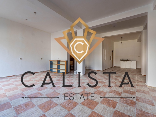 Дава се под наем Магазин в Пловдив, Център - 90 кв.м за 408 € - Снимка #1