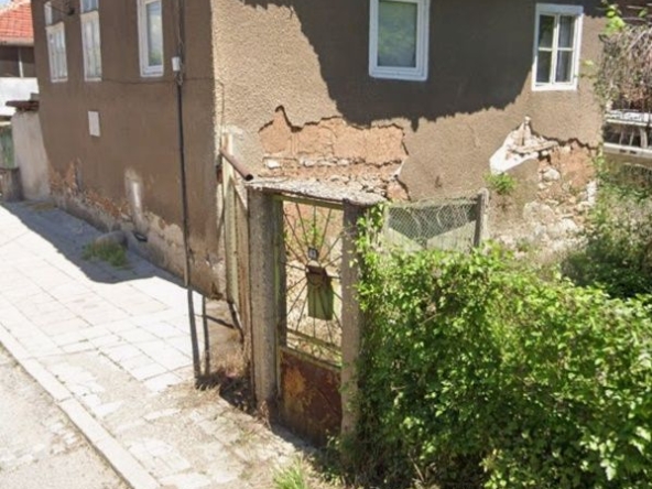 Къща в Дупница - 142 кв.м за 423 €/кв.м - Снимка #1