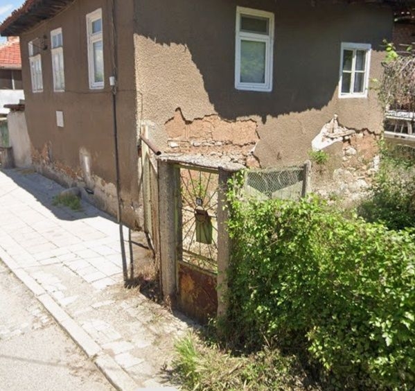 Къща в Дупница - 142 кв.м за 423 €/кв.м - Снимка #1