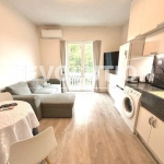 Дава се под наем Тристаен апартамент в Варна, Гръцка махала - 77 кв.м за 1097.01 € - Снимка #1