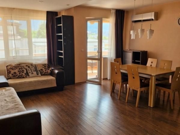 Дава се под наем Двустаен апартамент в София, Витоша - 90 кв.м за 665 € - Снимка #1