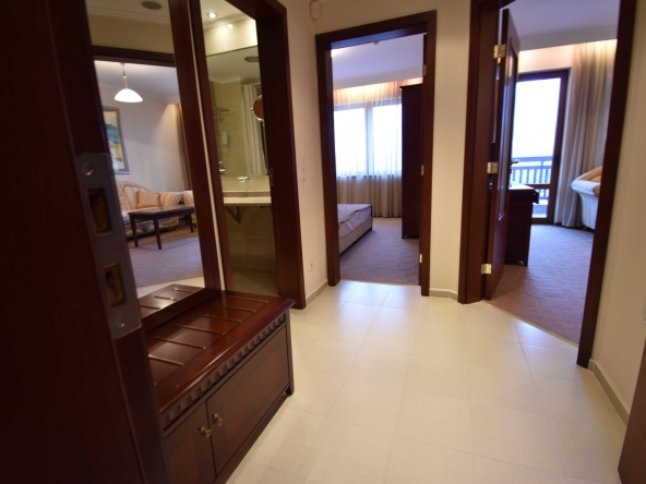 Двустаен апартамент в Банско - 75 кв.м за 1040 €/кв.м - Снимка #1