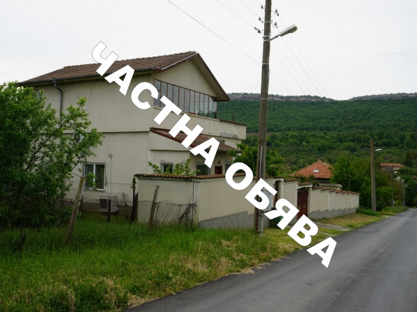 Къща в с. Комунари, Област Варна - 274 кв.м за 347 €/кв.м - Снимка #1