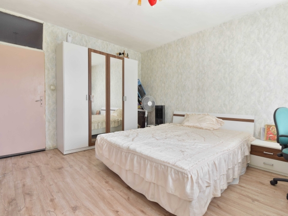 Тристаен апартамент в София, Илинден - 86 кв.м за 1275 €/кв.м - Снимка #1