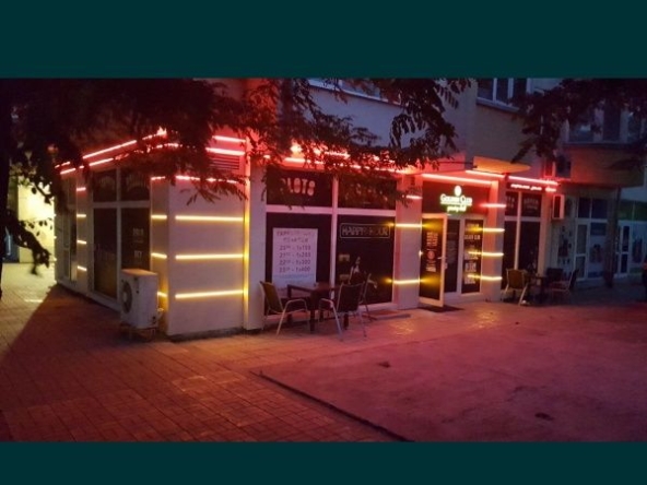 Дава се под наем Магазин в Бургас, Славейков - 122 кв.м за 215354.13 € - Снимка #1