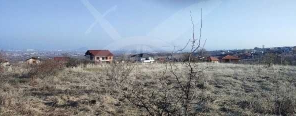 Парцел в с. Марково, Област Пловдив - 4000 кв.м за 83 €/кв.м - Снимка #1