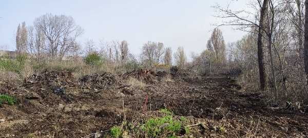 Парцел в Пловдив, Индустриална зона - Юг - 13618 кв.м за 151 €/кв.м - Снимка #1
