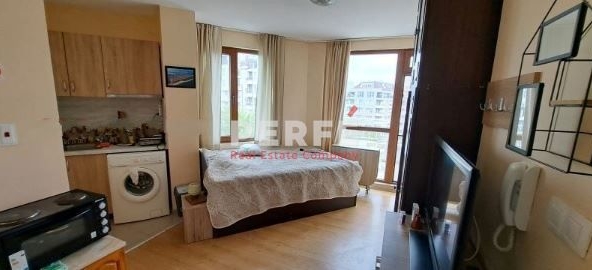 Едностаен апартамент в Бургас, Лазур - 33 кв.м за 2394 €/кв.м - Снимка #1