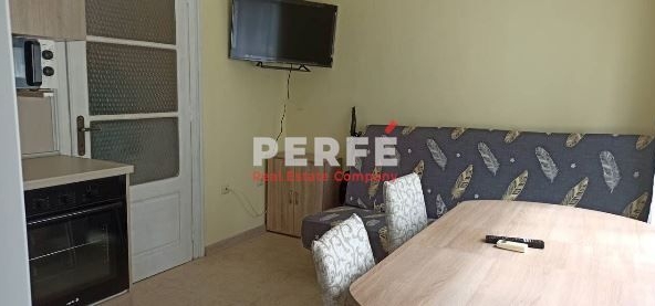 Дава се под наем Тристаен апартамент в Бургас, Център - 60 кв.м за 510 € - Снимка #1