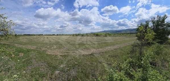 Парцел в Пловдив, Южен - 17389 кв.м за 140 €/кв.м - Снимка #1