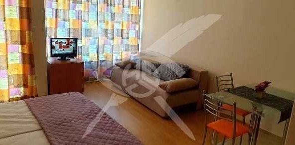 Двустаен апартамент в к.к. Слънчев бряг - 40 кв.м за 676 €/кв.м - Снимка #1