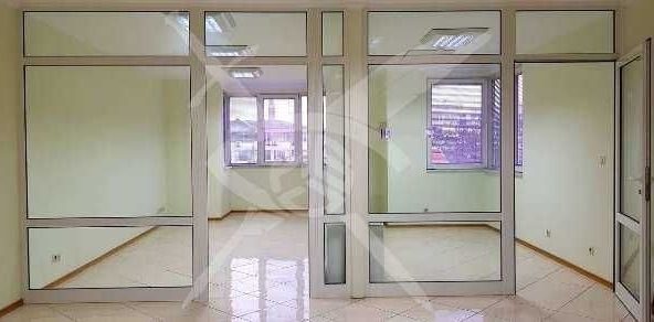 Дава се под наем Офис в Пловдив, Център - 101 кв.м за 648.21 € - Снимка #1