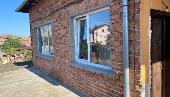 Къща в с. Ново село, Област Пловдив - 106 кв.м за 614 €/кв.м - Снимка #1