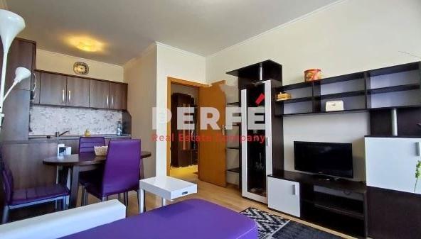 Двустаен апартамент в к.к. Слънчев бряг - 60 кв.м за 1185 €/кв.м - Снимка #1