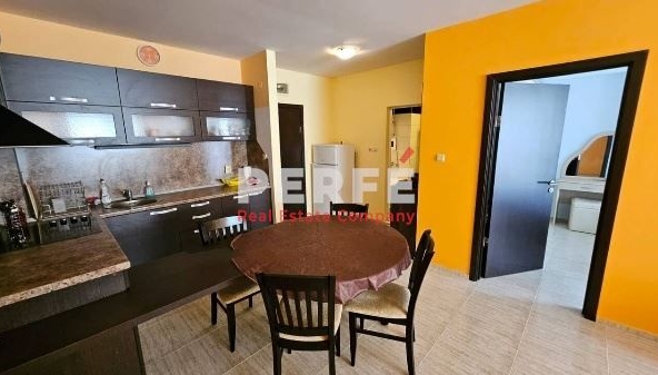 Двустаен апартамент в к.к. Слънчев бряг - 65 кв.м за 1077 €/кв.м - Снимка #1