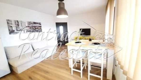 Дава се под наем Двустаен апартамент в Варна, Възраждане 1 - 64 кв.м за 423.3 € - Снимка #1