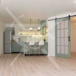 Тристаен апартамент в Бургас, Център - 125 кв.м за 1592 €/кв.м - Снимка #1