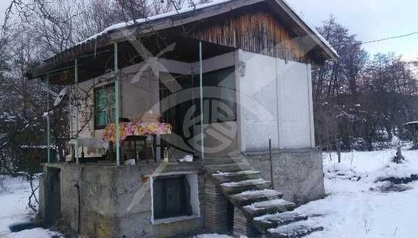 Къща в с. Кръстевич, Област Пловдив - 537 кв.м за 12 €/кв.м - Снимка #1