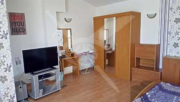 Двустаен апартамент в к.к. Слънчев бряг - 79 кв.м за 510 €/кв.м - Снимка #1