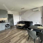 Дава се под наем Тристаен апартамент в Пловдив, Център - 90 кв.м за 1196.97 € - Снимка #1