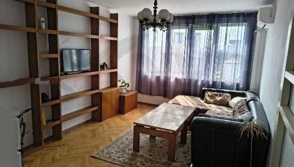 Дава се под наем Тристаен апартамент в Варна, Чайка - 65 кв.м за 448.8 € - Снимка #1