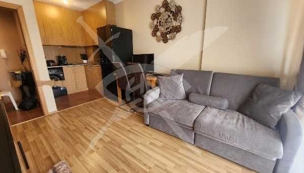 Двустаен апартамент в к.к. Слънчев бряг - 61 кв.м за 627 €/кв.м - Снимка #1