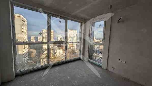 Двустаен апартамент в Бургас, Братя Миладинови - 84 кв.м за 1330 €/кв.м - Снимка #1