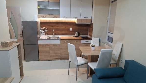 Дава се под наем Двустаен апартамент в Варна, Изгрев - 65 кв.м за 598.23 € - Снимка #1