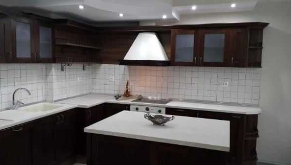 Тристаен апартамент в София, Иван Вазов - 98 кв.м за 1960 €/кв.м - Снимка #1