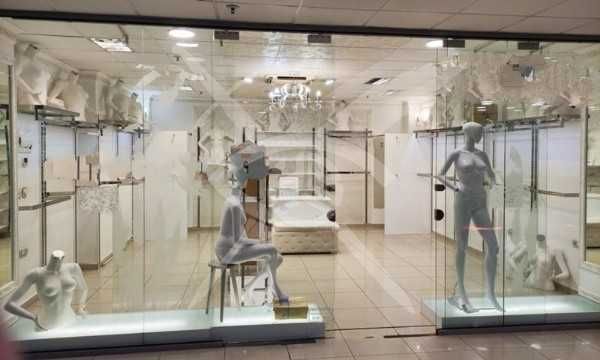 Дава се под наем Магазин в Пловдив, Център - 65 кв.м за 42392.22 € - Снимка #1