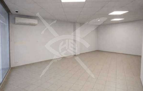 Дава се под наем Магазин в Пловдив, Център - 64 кв.м за 897.6 € - Снимка #1