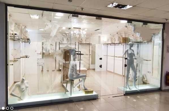 Магазин в Пловдив, Център - 65 кв.м за 654 €/кв.м - Снимка #1