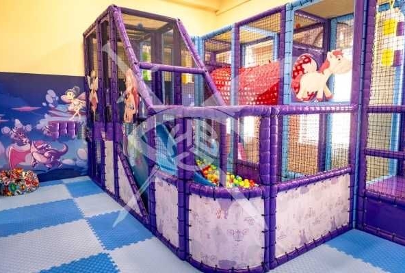 Дава се под наем Заведение в Пловдив, Център - 230 кв.м за 1495.83 € - Снимка #1