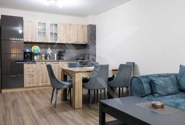Тристаен апартамент в Пловдив, Коматево - 133 кв.м за 843 €/кв.м - Снимка #1