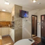 Дава се под наем Двустаен апартамент в Пловдив, Център - 65 кв.м за 548.25 € - Снимка #1