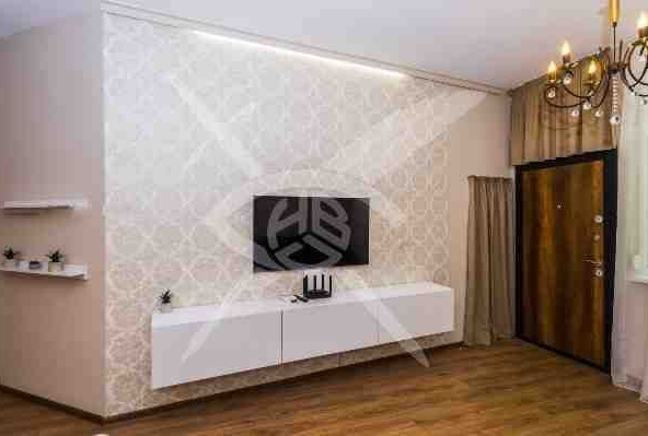Двустаен апартамент в Бургас, Лазур - 88 кв.м за 1043 €/кв.м - Снимка #1
